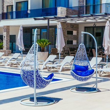 Hotel Ambiente Ulcinj Bagian luar foto
