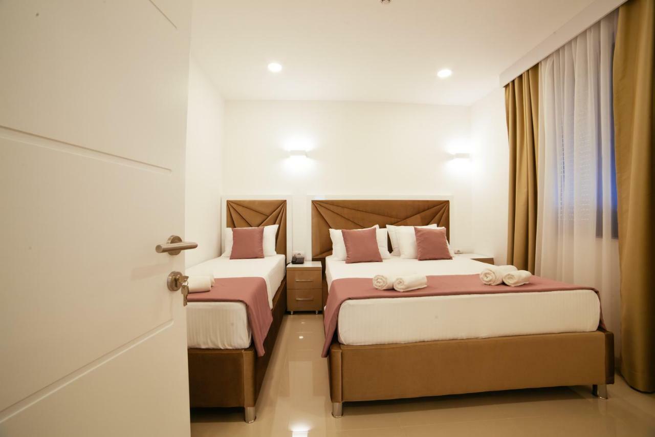 Hotel Ambiente Ulcinj Bagian luar foto